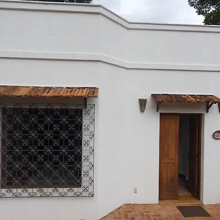 Loft Chez Ali Com Hidro Perfeito A Dois Villa Brumadinho Exterior photo